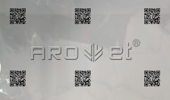 亚游集团A-one高速UV喷码机在PE膜上喷二维码