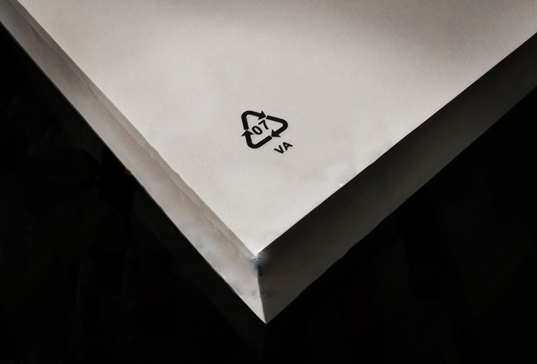 亚游集团SP-8872宽幅喷码机在EVA上的应用