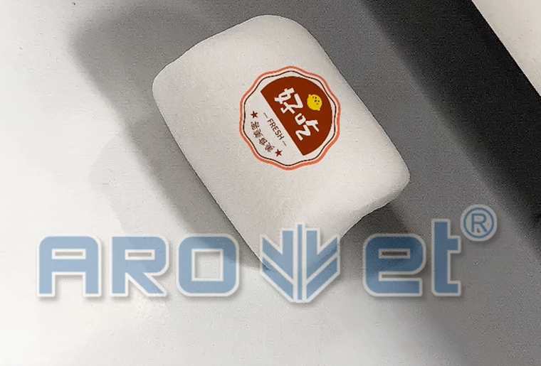 亚游集团S-2彩色喷墨装备在棉花糖上喷印个性图案